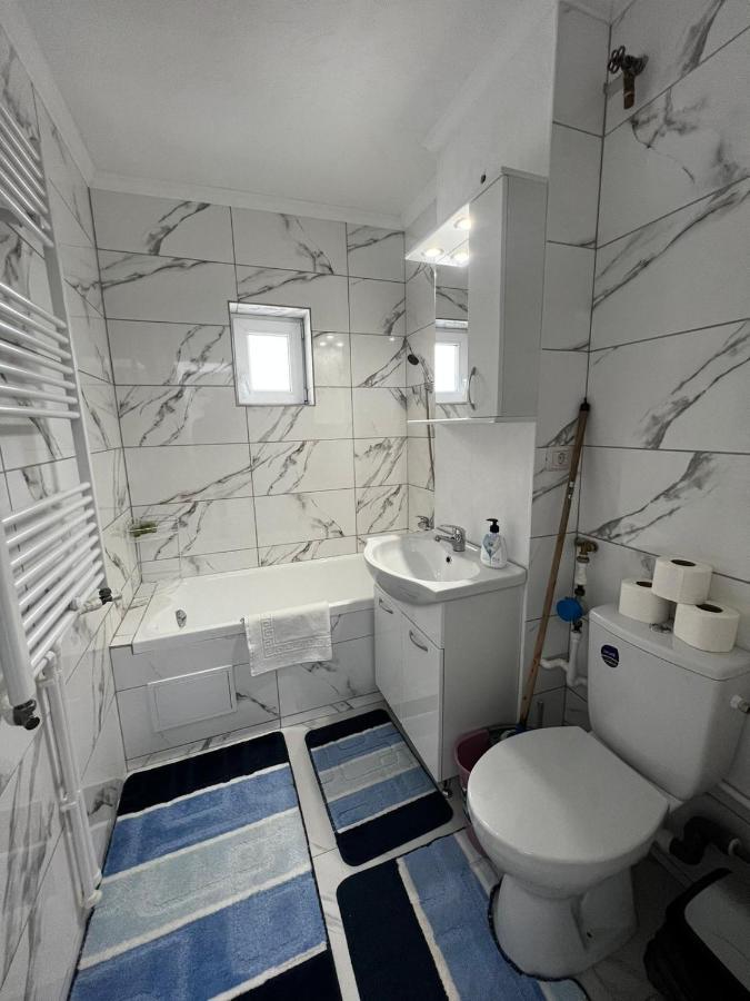 Cozy Urban Accommodation In Beautiful ซูชาวา ภายนอก รูปภาพ
