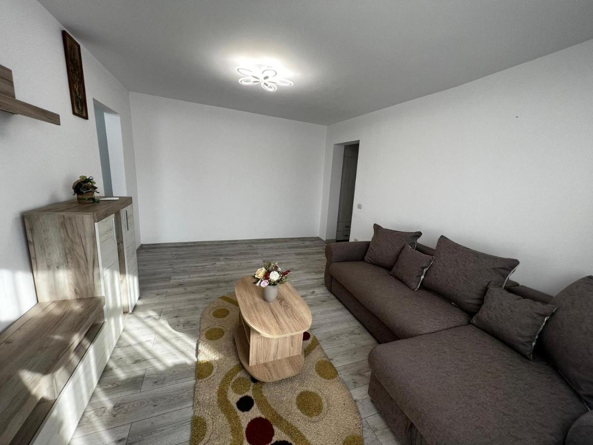 Cozy Urban Accommodation In Beautiful ซูชาวา ภายนอก รูปภาพ